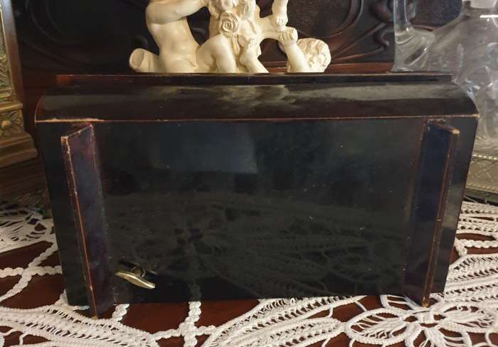 Jewlery box with Odds | musical box |