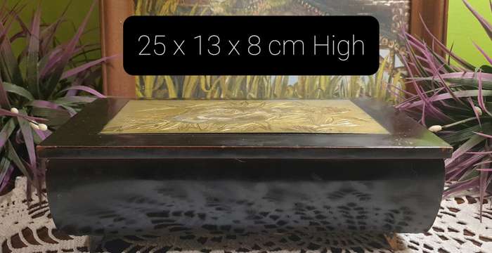 Japanese Jewelry Box  (1940-1970)