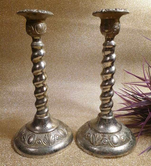 SET OF CANDLE HOLDERS | METAL | MADE IN ENGLAND |
