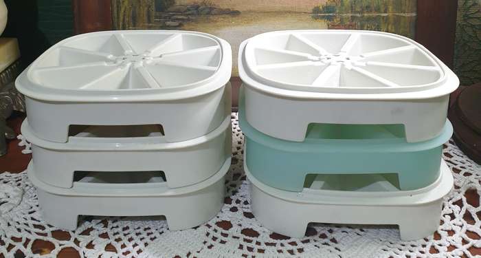 Set of 6 Vintage Tupperware Ice Cube Trays