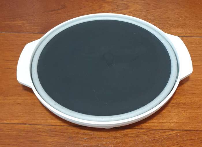 Regal Quick Cheese 10" browning grill pan | 30 X 27 X 3.5 CM HIGH |