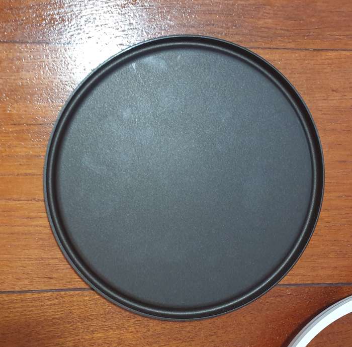 Regal Quick Cheese 10" browning grill pan | 30 X 27 X 3.5 CM HIGH |
