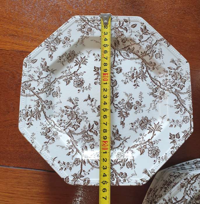 Vintage Johnson Brothers Hyde park octagonal , ironstone made in England 1980s