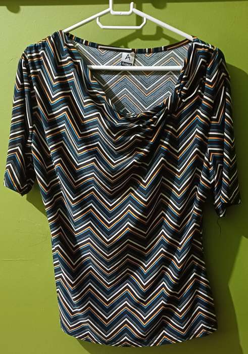 LADIES SUMMER TOP