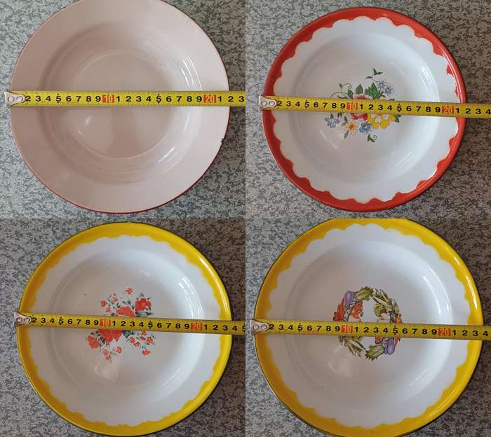 Charming Vintage Enamel Plates  Set of 4 | Delightfully Nostalgic Kitchenware