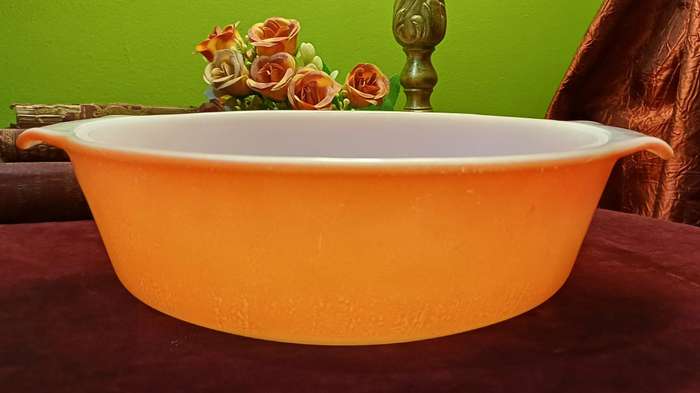 Retro Anchor Hocking Fire King Orange Ombre 1½ QT Casserole Bowl  Ovenware