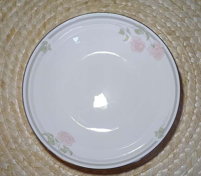 Royal Doulton Twilight Rose Dinner Set  1984 Edition   |02|
