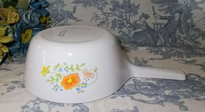 Corning Ware Wildflower Poppy Sauce Pan