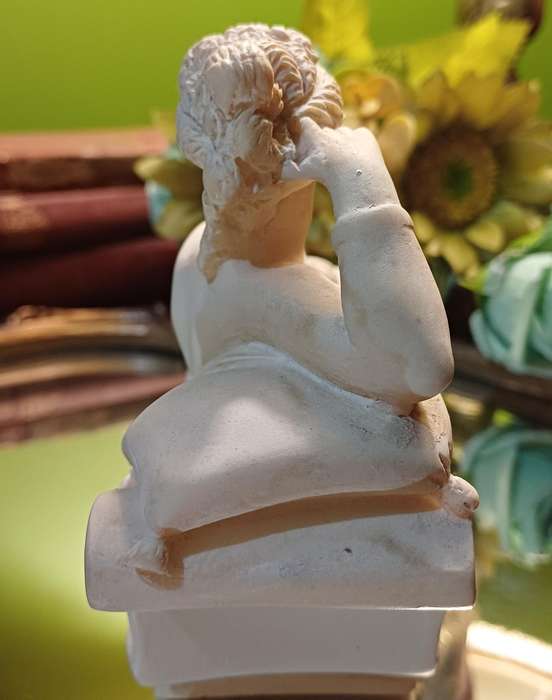 Venus Victrix, Pauline Bonaparte - Resin Sculpture/Figurine - Vintage