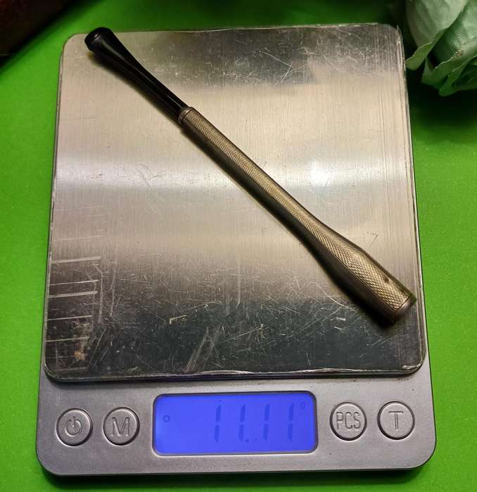 Vintage 900 Silver Cigarette Holder with Bakelite Tip  11.11g | 28 |