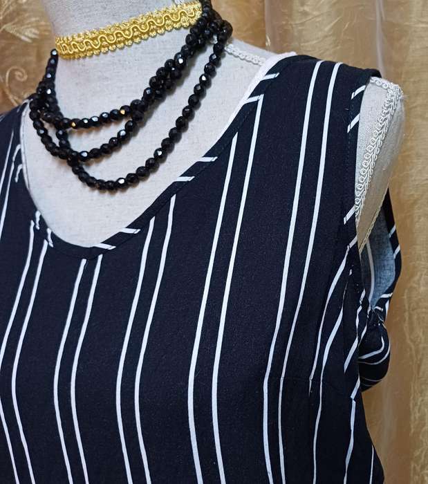LADIES SUMMER TOP