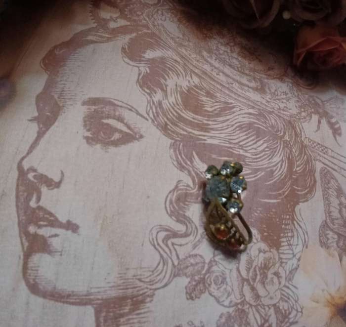 Vintage Costume Jewelry  | 09 |