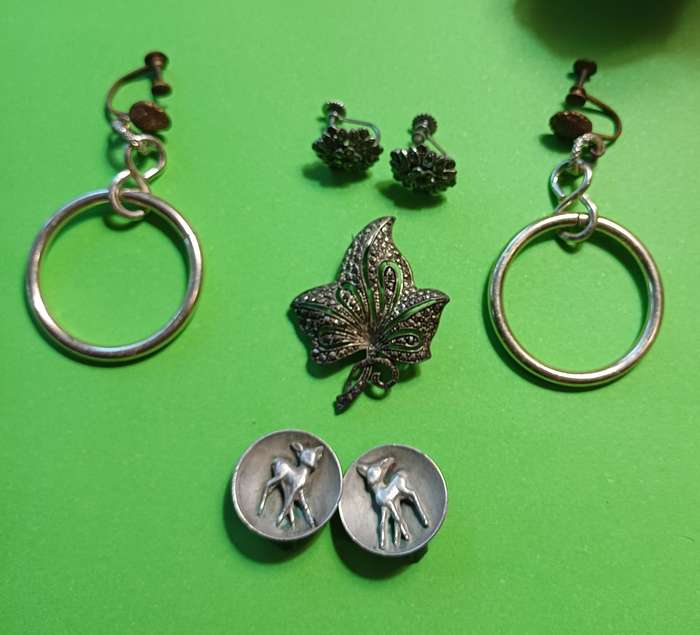 Vintage Costume Jewelry  | 10 |