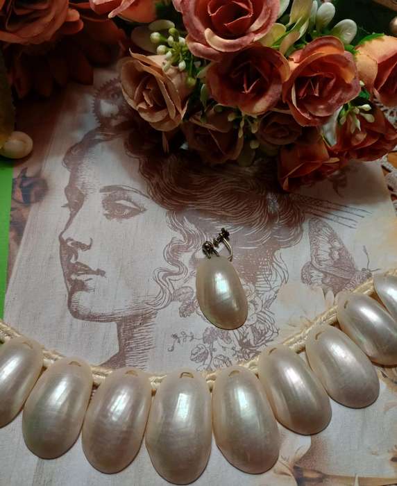 Vintage Costume Jewelry  | 12 |