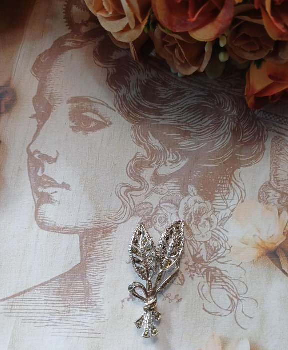 Vintage Costume Jewelry  | 13 |