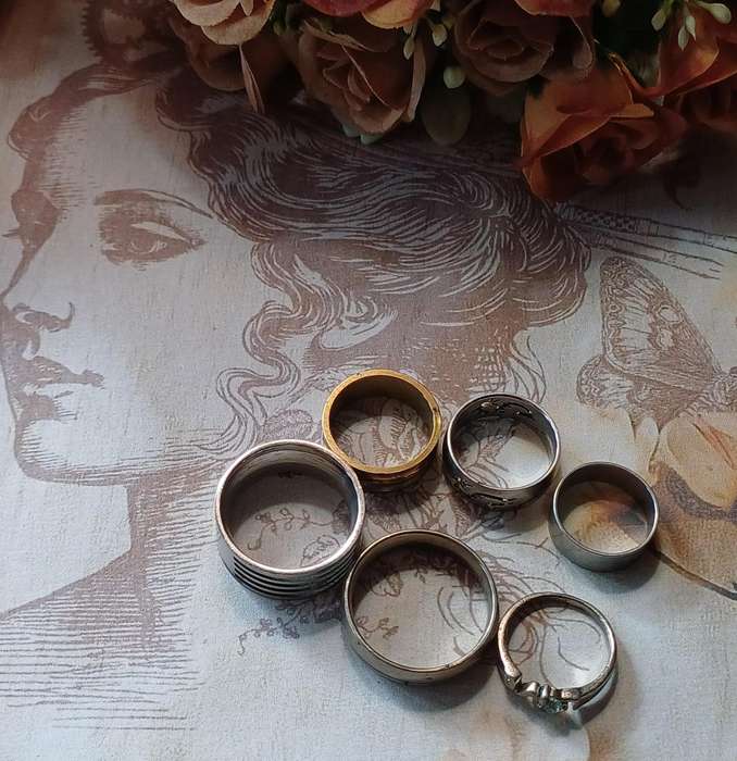 Costume Jewelry  | 14 |