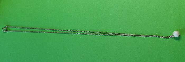Silver Chain with Pearl Pendant | Vintage |  32 |