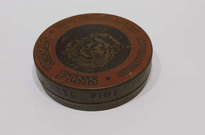 Vintage Haberdasher's |Tailor's English |  Steel Pin Tin |  Lion Graphics