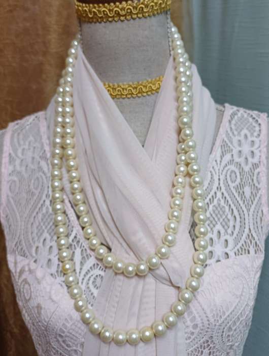 Large Plastic Pearls