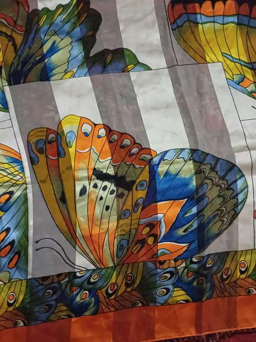 Scarf | 92 x 92 cm | With Style and Grace, From My Atelier to Yours |