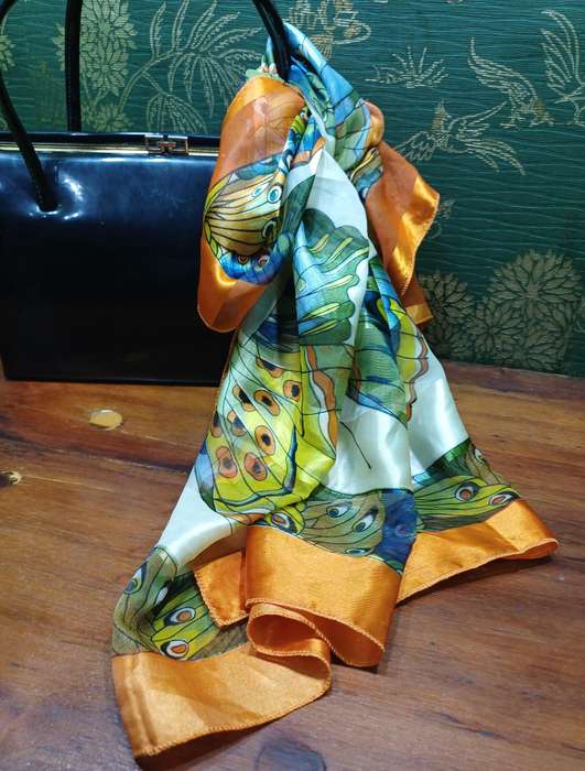 Scarf | 92 x 92 cm | With Style and Grace, From My Atelier to Yours |