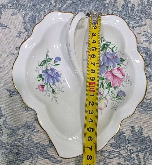 ROYAL ALBERT LEAF DISH | SWEET PEA | FRIENDSHIP SERIES |