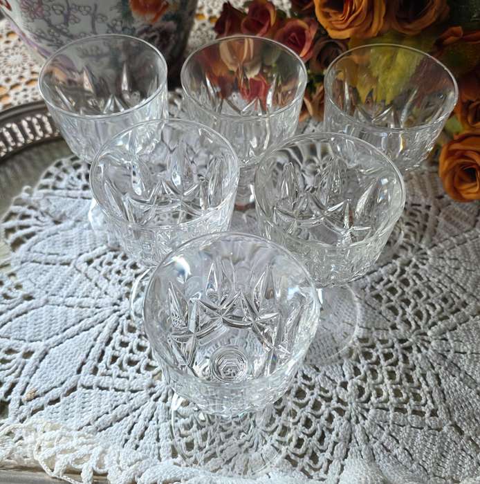 RCR Royal Crystal Rock 24% Lead Crystal White Wine Glasses Set of 6   (02)