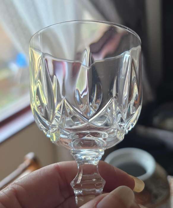 RCR Royal Crystal Rock 24% Lead Crystal White Wine Glasses Set of 6   (02)