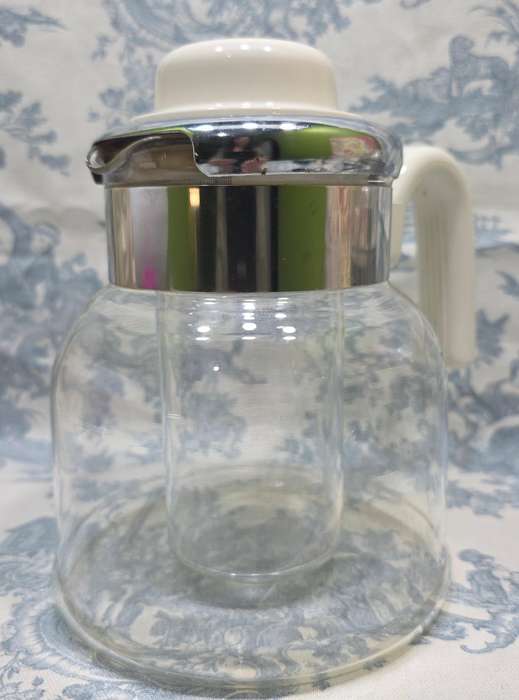 Vintage 1970s Pyrex Coffee/Tea Server | 2-in-1 Hot or Cold with Glass Ice Holder