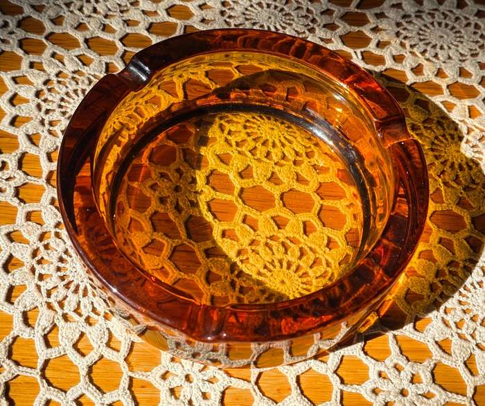 LARGE HEAVY AMBER GLASS ASHTRAY | MADE IN ITALY