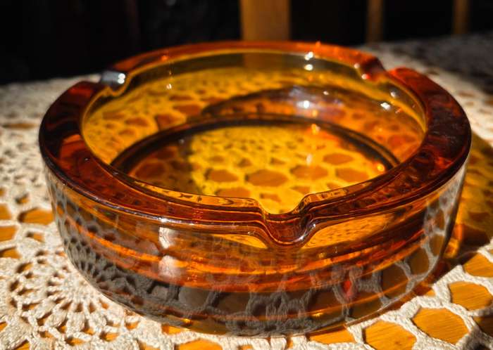 LARGE HEAVY AMBER GLASS ASHTRAY | MADE IN ITALY