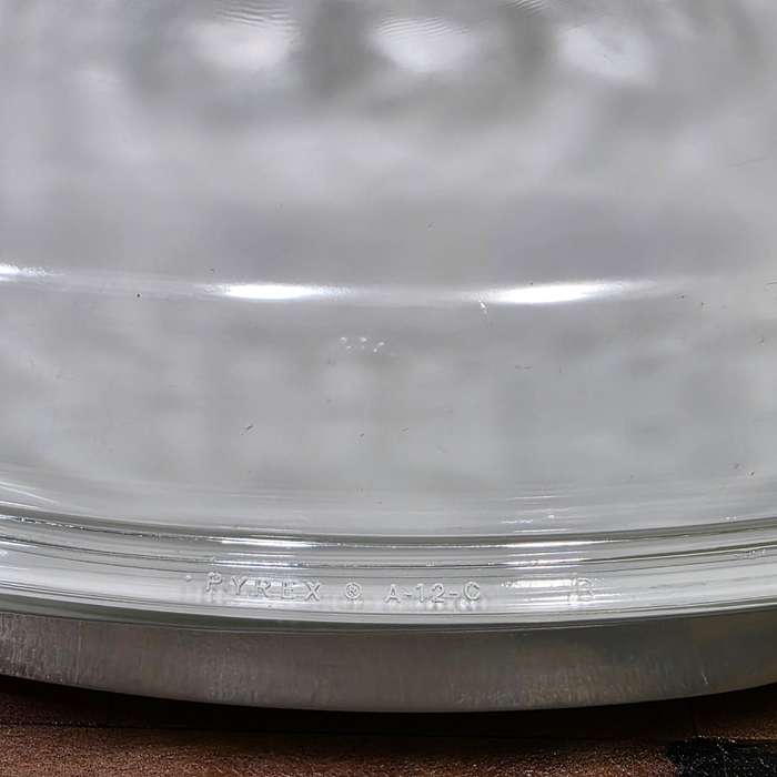 LARGE CORNING WARE BOWL WITH PYREX GLASS LID