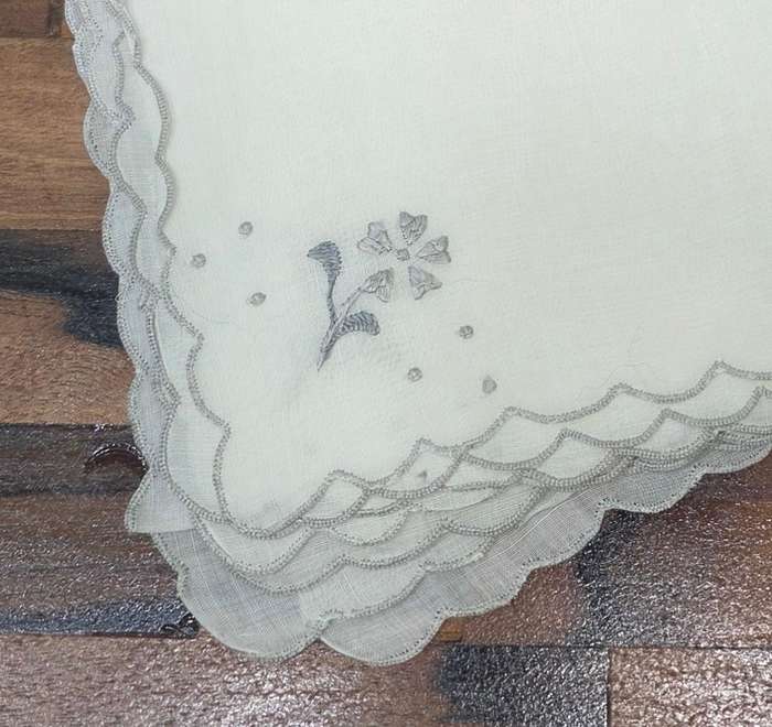 Set of 6 Vintage White Napkins with Embroidered Silver Flowers