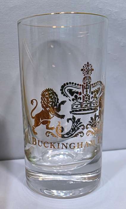 Buckingham Palace Tot Glass