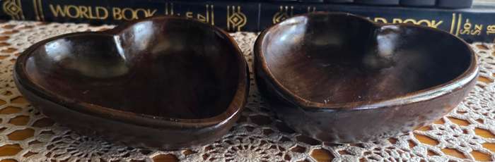 Set of 2 Vintage Wooden Heart-Shaped Bowls