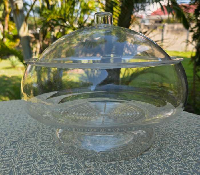 Clear Acrylic Salad Bowl with Matching Utensils