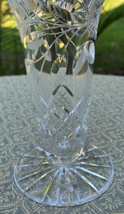 Stunning Cut Crystal Vase  22 cm High | Elegant Sparkle | 02 |