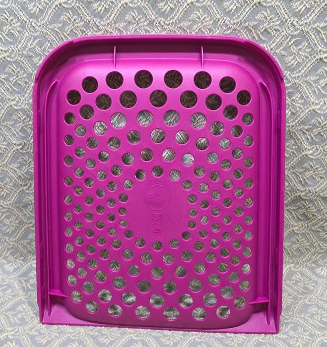 Tupperware Purple Strainers