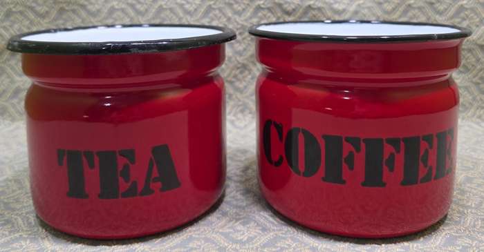Café et Thé  Polish Enamel Charm for Your Cuisine