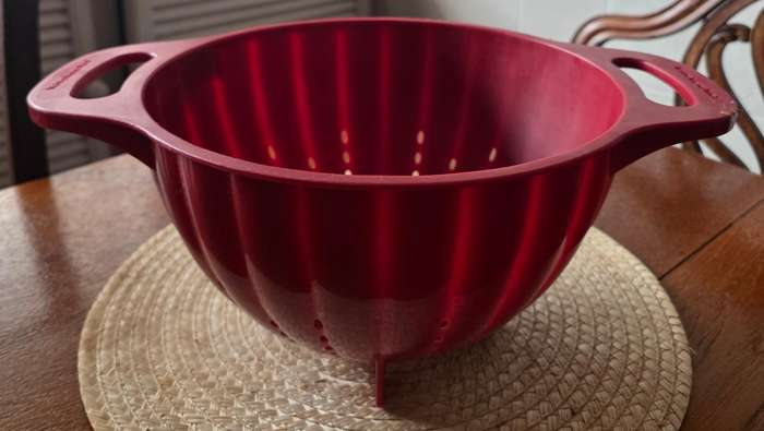 KitchenAid Classic Plastic Colander, 5-Quart, Red