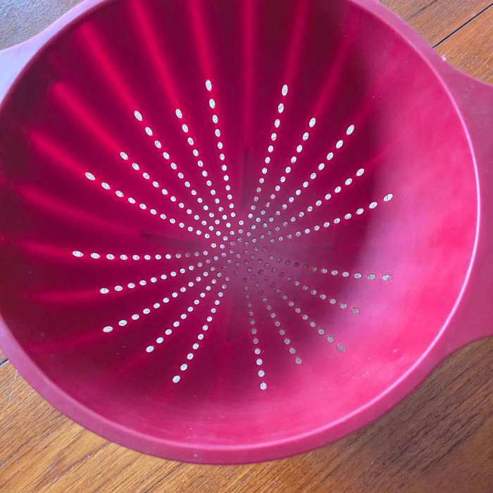 KitchenAid Classic Plastic Colander, 5-Quart, Red