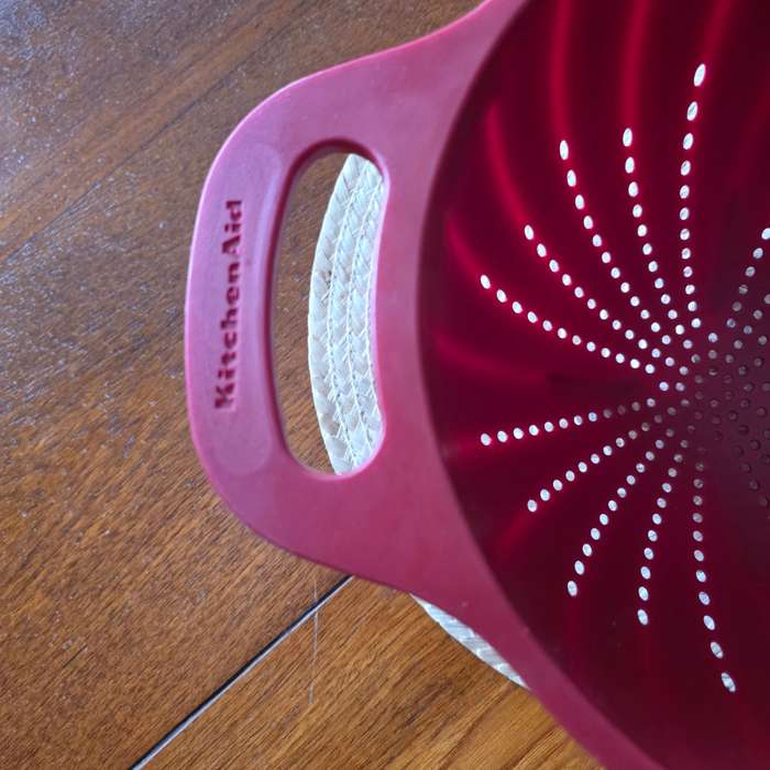 KitchenAid Classic Plastic Colander, 5-Quart, Red