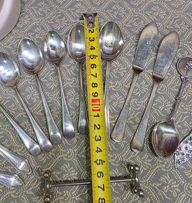 BUNDLE OF CUTLERY