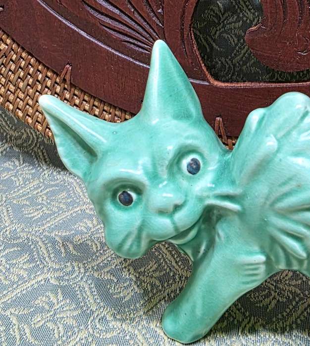 Vintage Sylvac Green Kitty | 1930`s | Very good Condition | England | free Bunny |