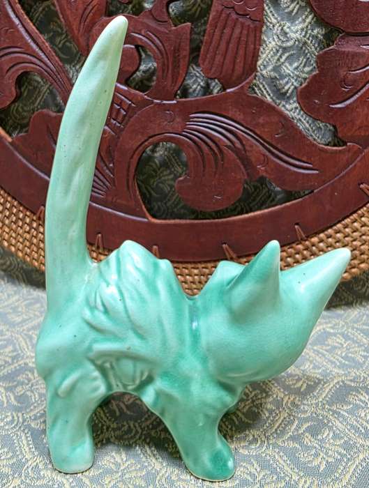 Vintage Sylvac Green Kitty | 1930`s | Very good Condition | England | free Bunny |