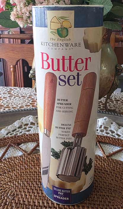 THE ENGLISH KITCHENWARE : BUTTER SET