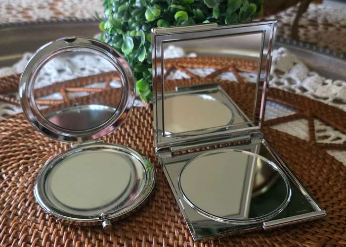 Set of Two Vintage-Style Compact Mirrors