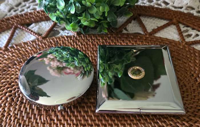 Set of Two Vintage-Style Compact Mirrors