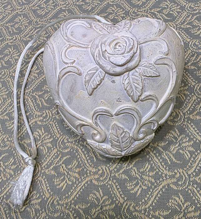 WOODEN HEART FOR DECOR