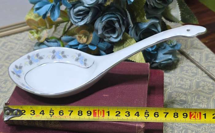ORIENTAL SERVING SPOON